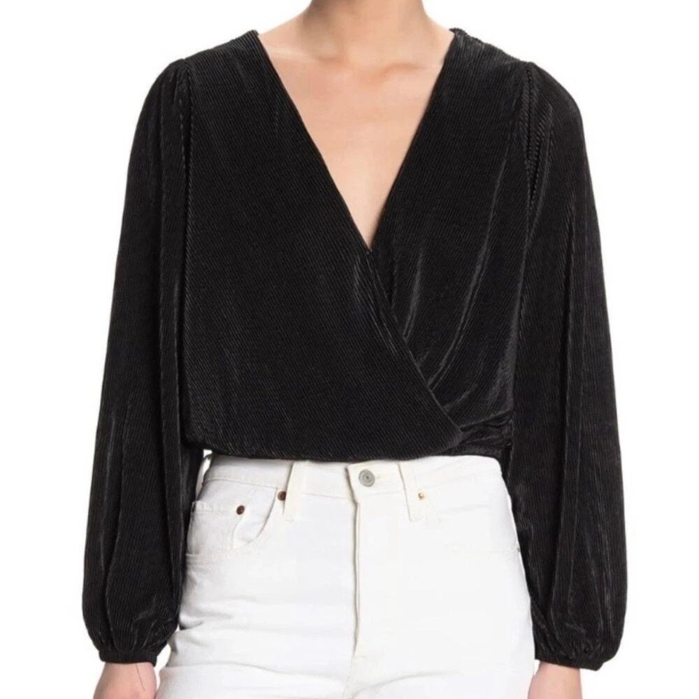 ASTR The Label Primadonna Top Plisse Surplice Faux Wrap Blouse Black Size Medium